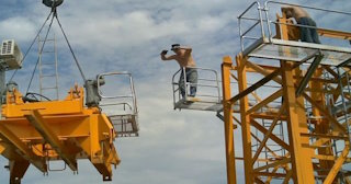 Демонтаж башенного крана в Курчатове - услуги по демонтажу от Сварной-Крч от 1584 руб.