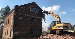 Демонтаж кирпичного дома Курчатов, цена от 3009 руб.