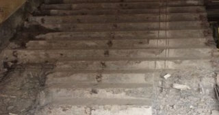 Демонтаж ступеней в Курчатове: гранитные, деревянные, ЖБ - расценка в смете от 317 руб.